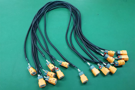 New energy vehicle wiring harness